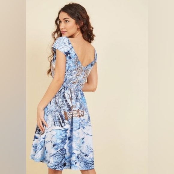 NWT Retrolicous Winter Seasonal Keyhole Cut Cap Sleeve A Line Dress Size 1X - Picture 5 of 11